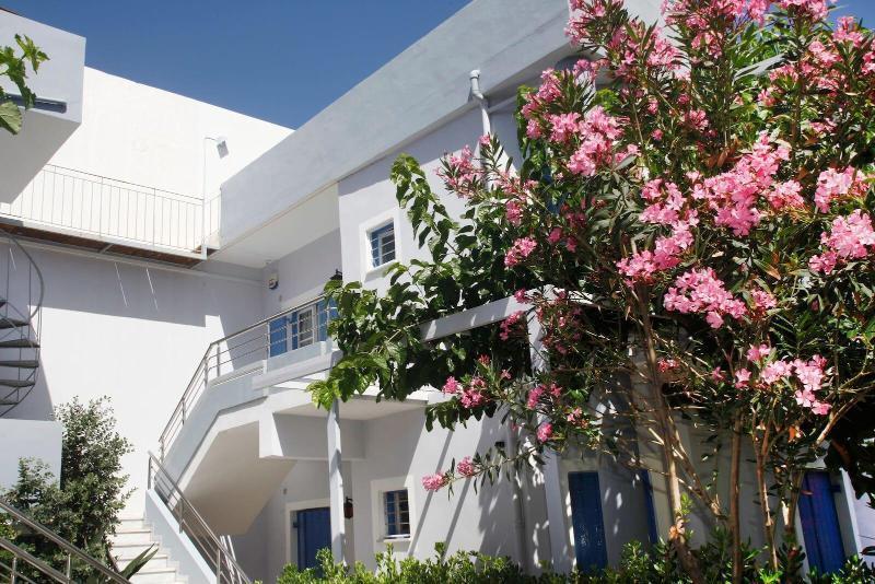 Agia Marina Studios Vasilis מראה חיצוני תמונה